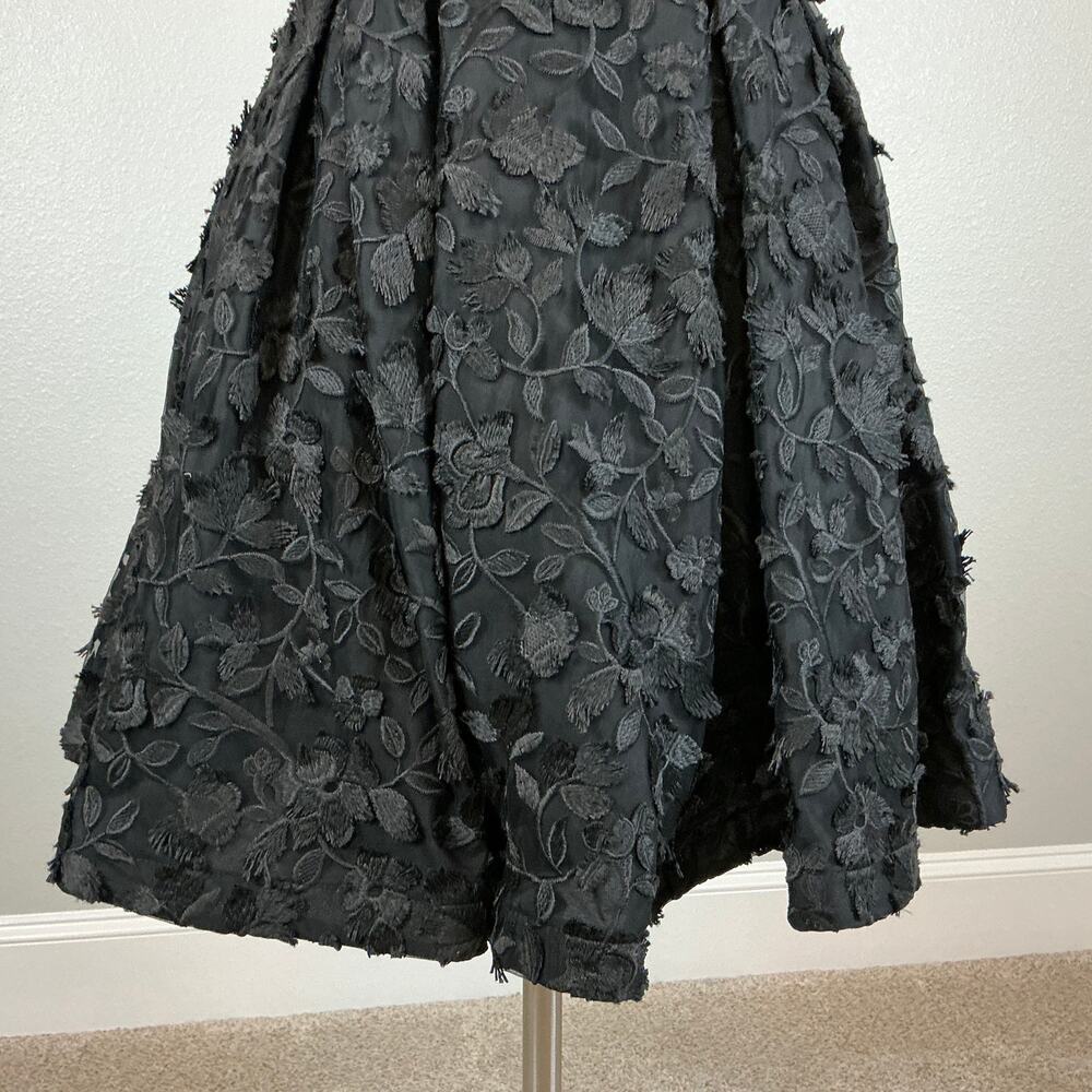 AQUA Embroidered Lace Fit and Flare Mini Cocktail Dress Black Size 8 LBD - Picture 10 of 13
